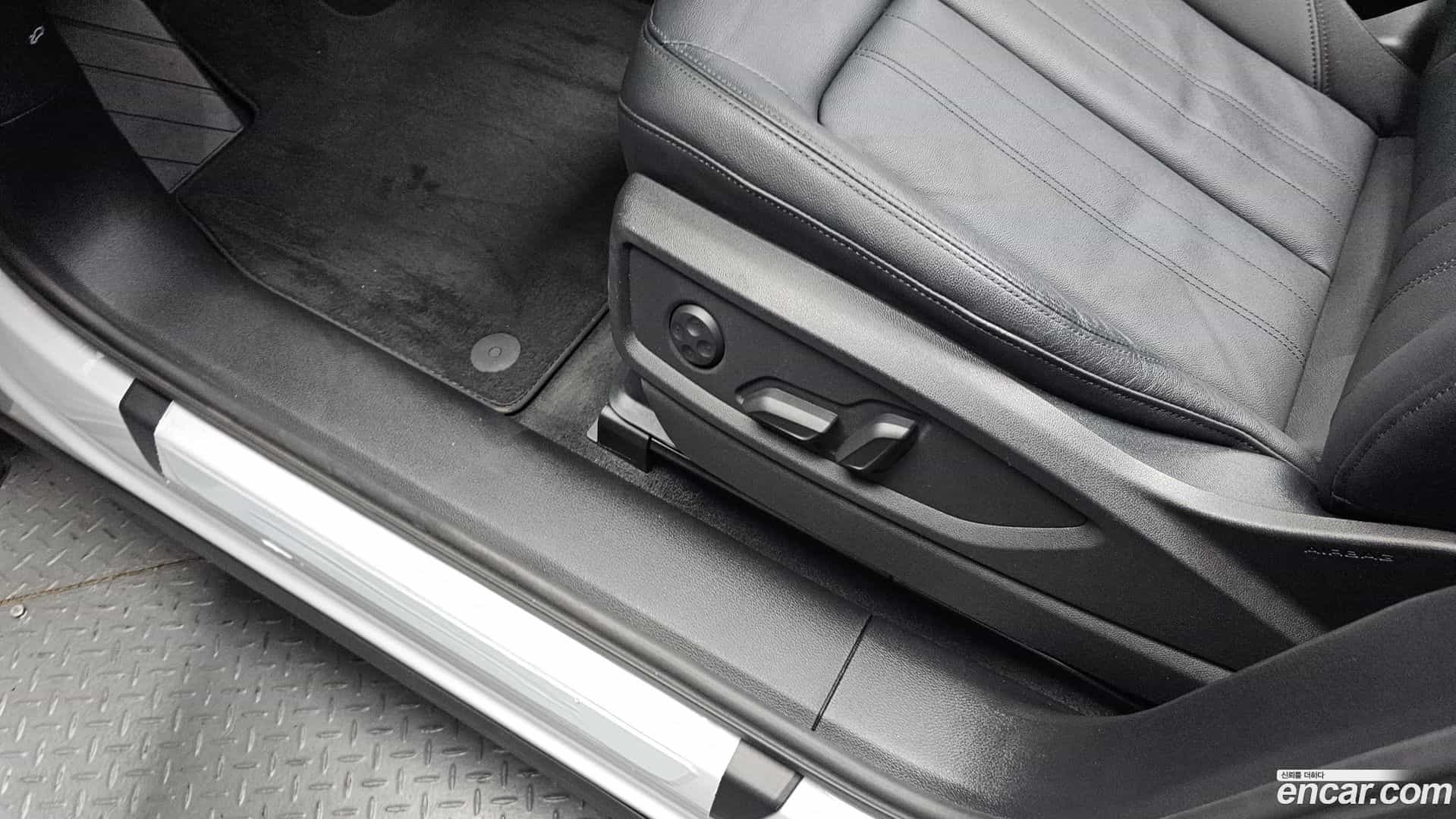 Q5 Audi 2022.2-OPTION-045