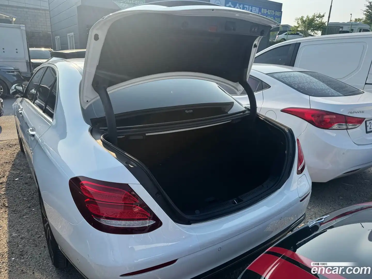 E-Class Mercedes-Benz 2020.8-OPTION-017