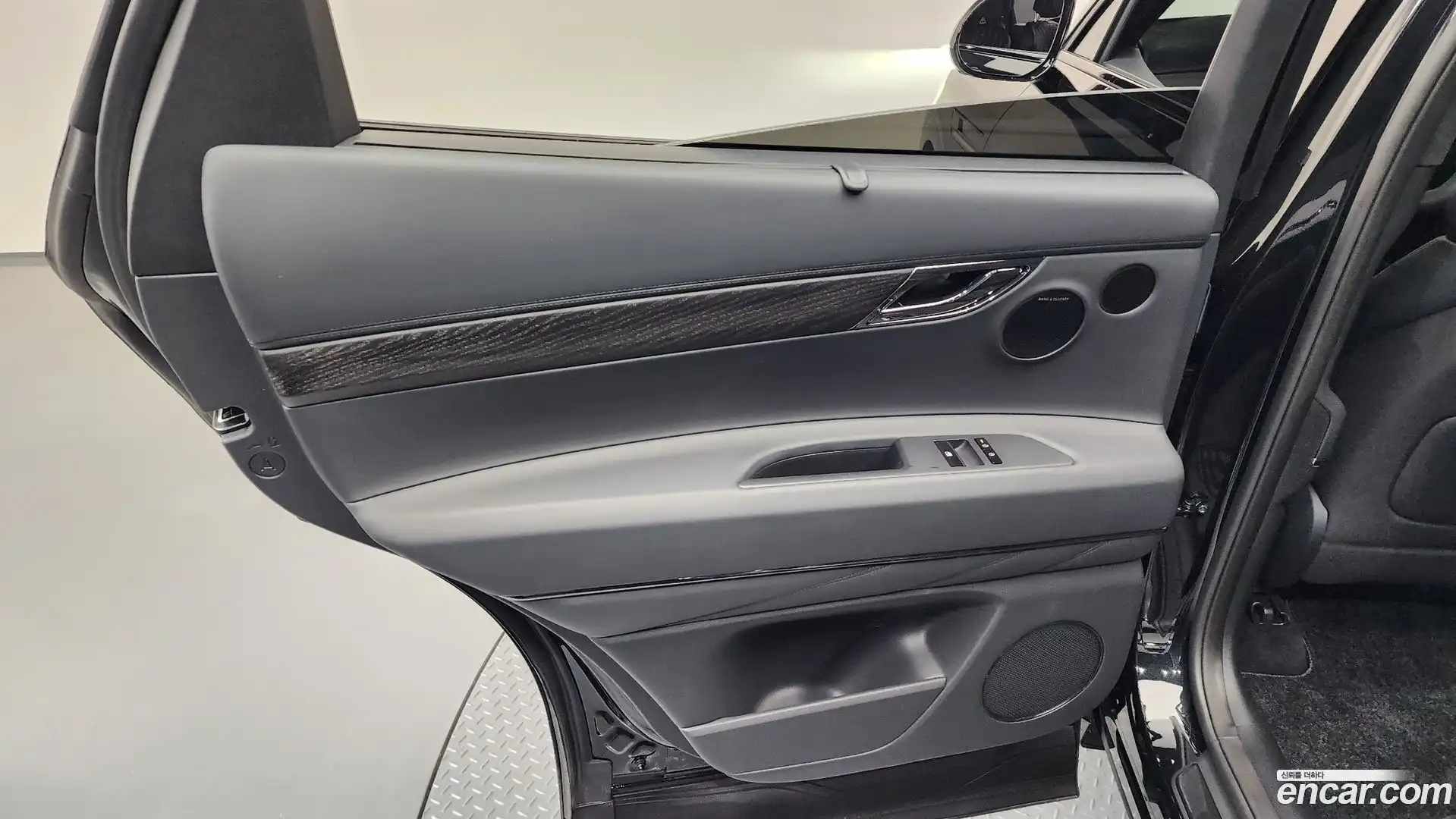 GV80 Genesis 2025.4-INNER-035