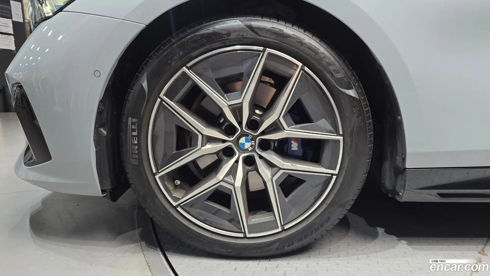 5-Series BMW 2025.9-OUTER-005