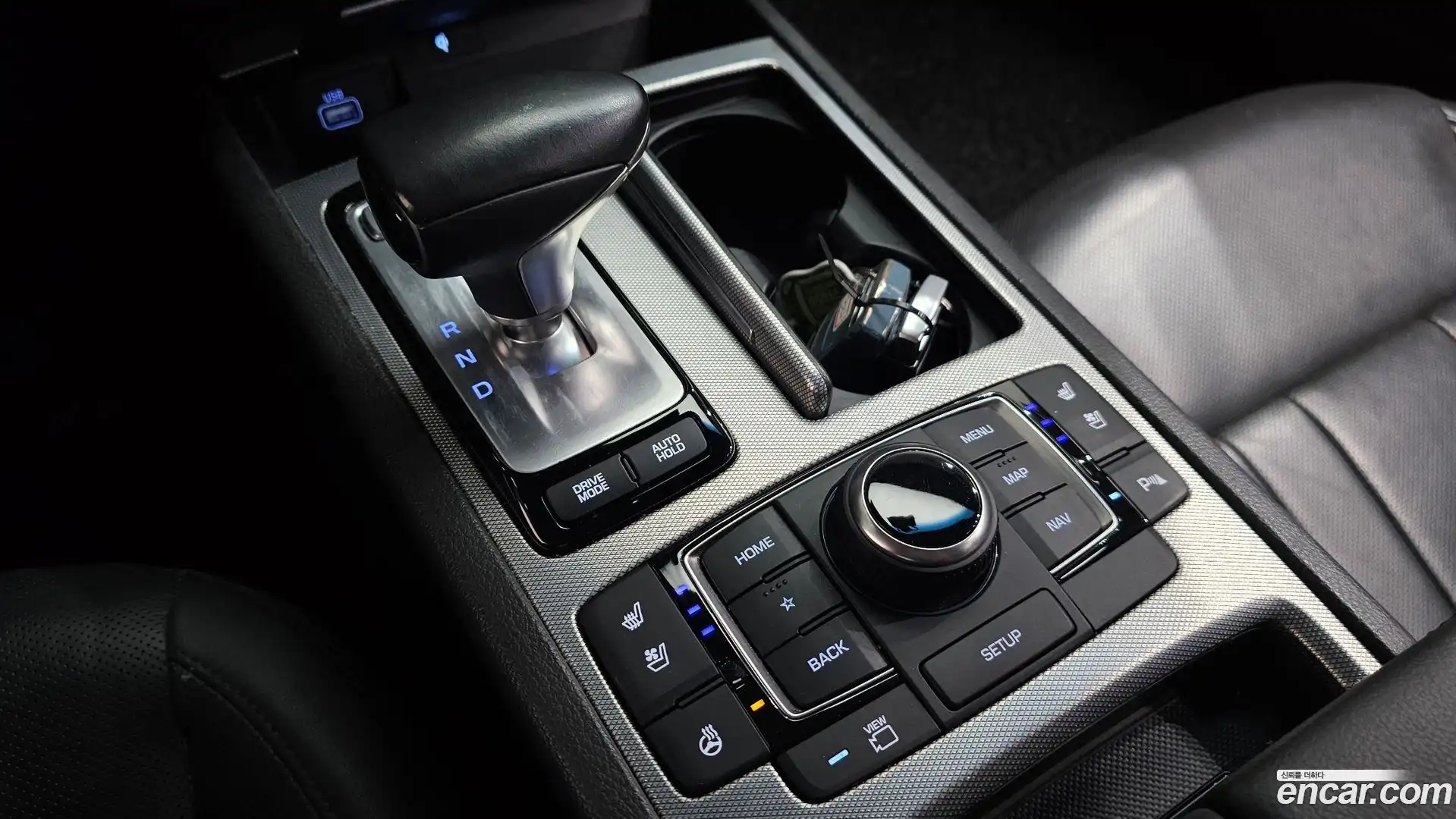 G80 Genesis 2020.1-INNER-009