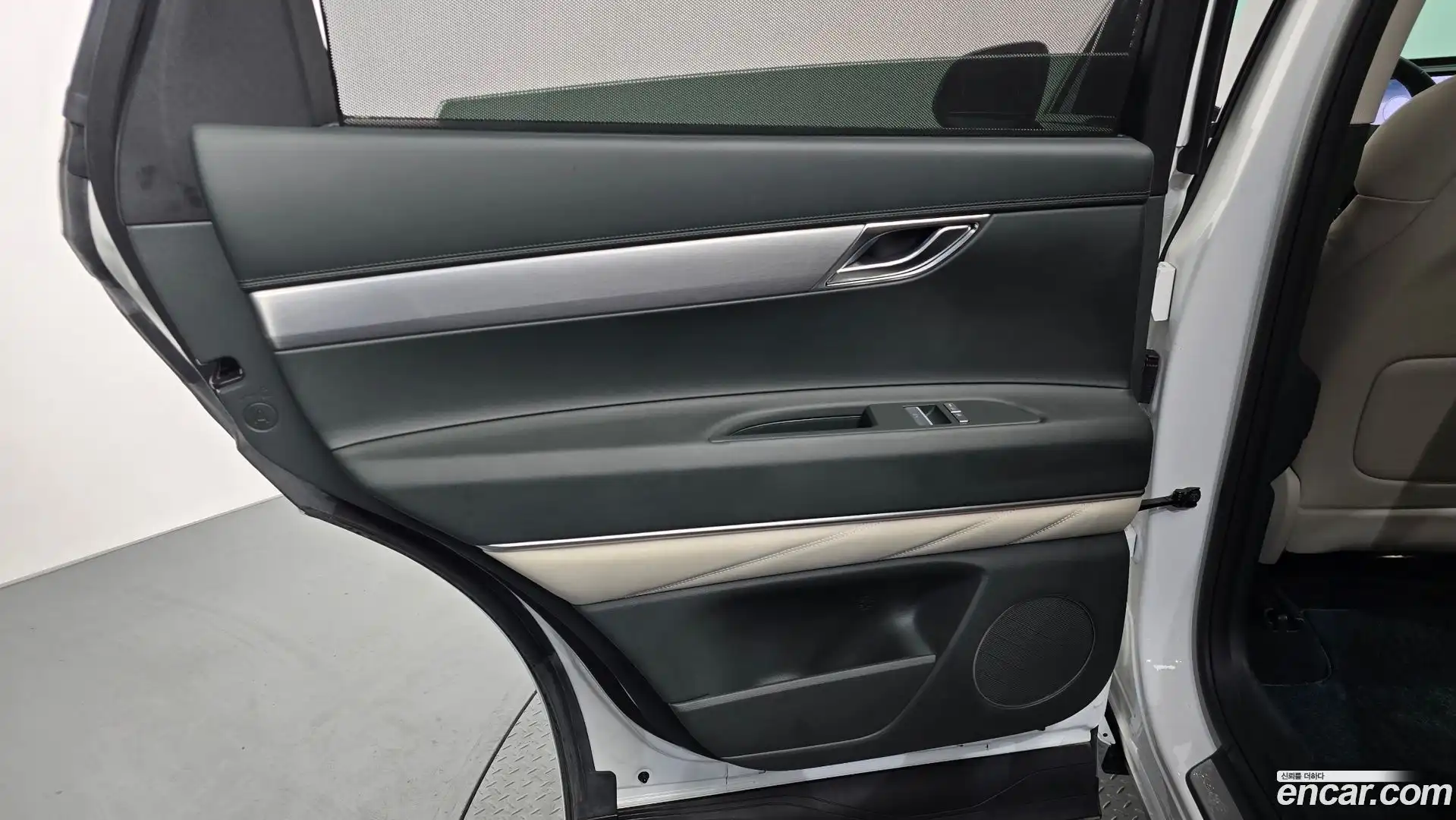 GV80 Genesis 2024.2-INNER-035
