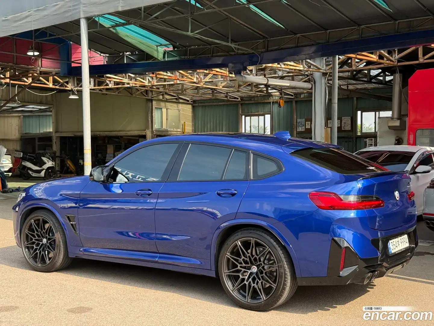 X4M BMW 2022.2-OUTER-002