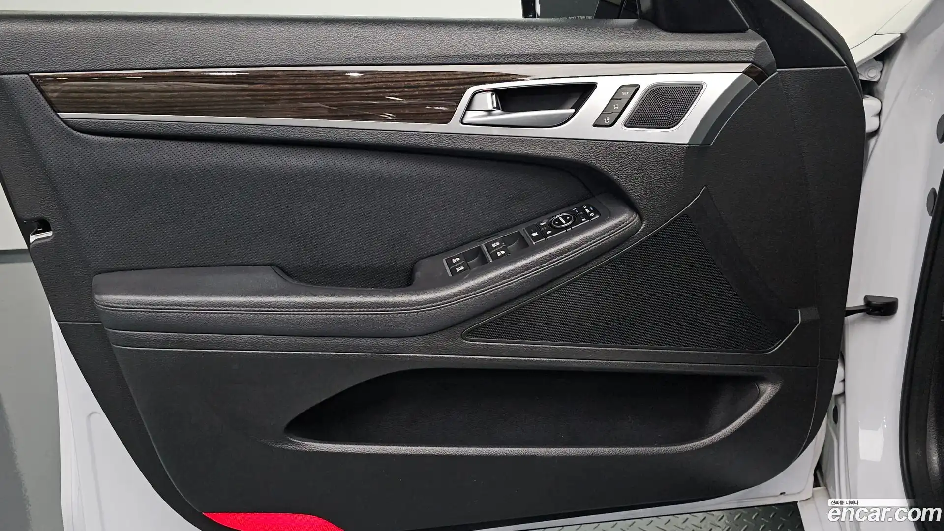 G80 Genesis 2017.2-INNER-034
