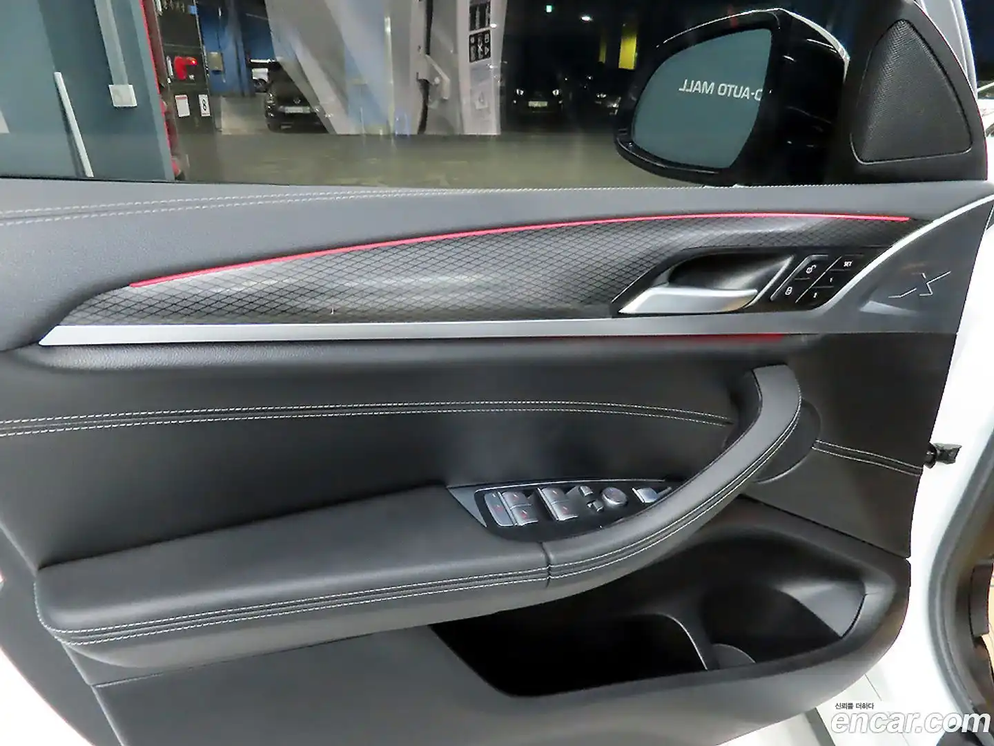 X4 BMW 2023.6-OPTION-017