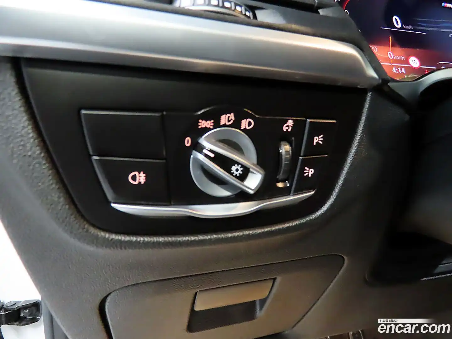X4 BMW 2023.6-OPTION-018