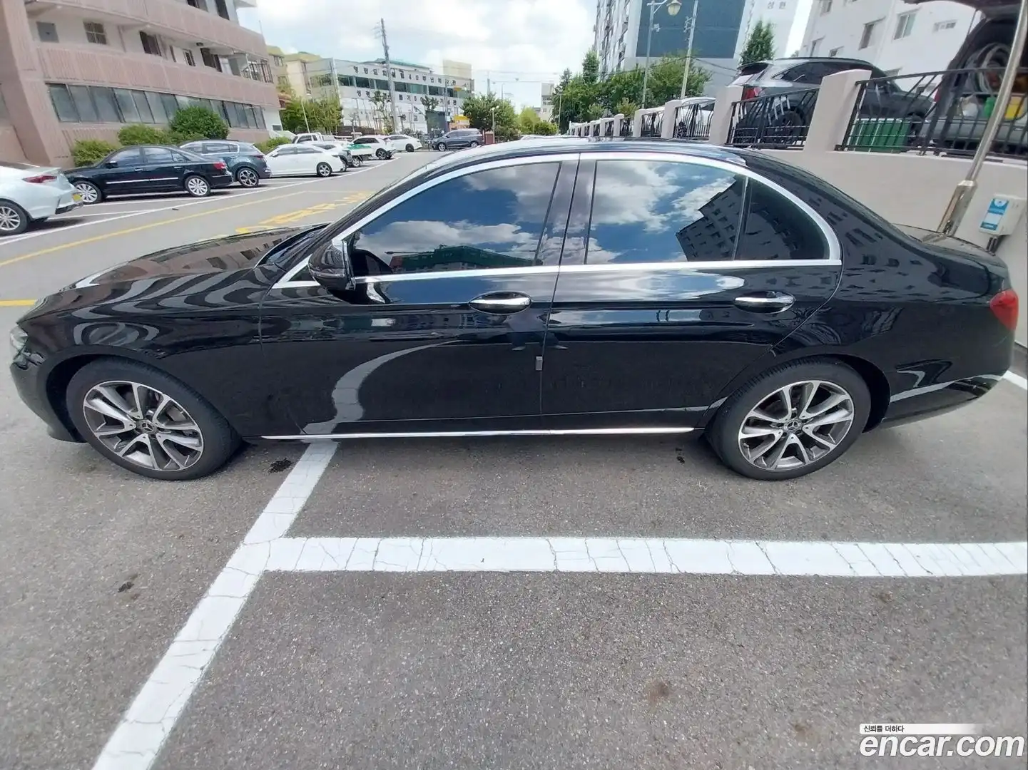 E-Class Mercedes-Benz 2019.2-OUTER-004
