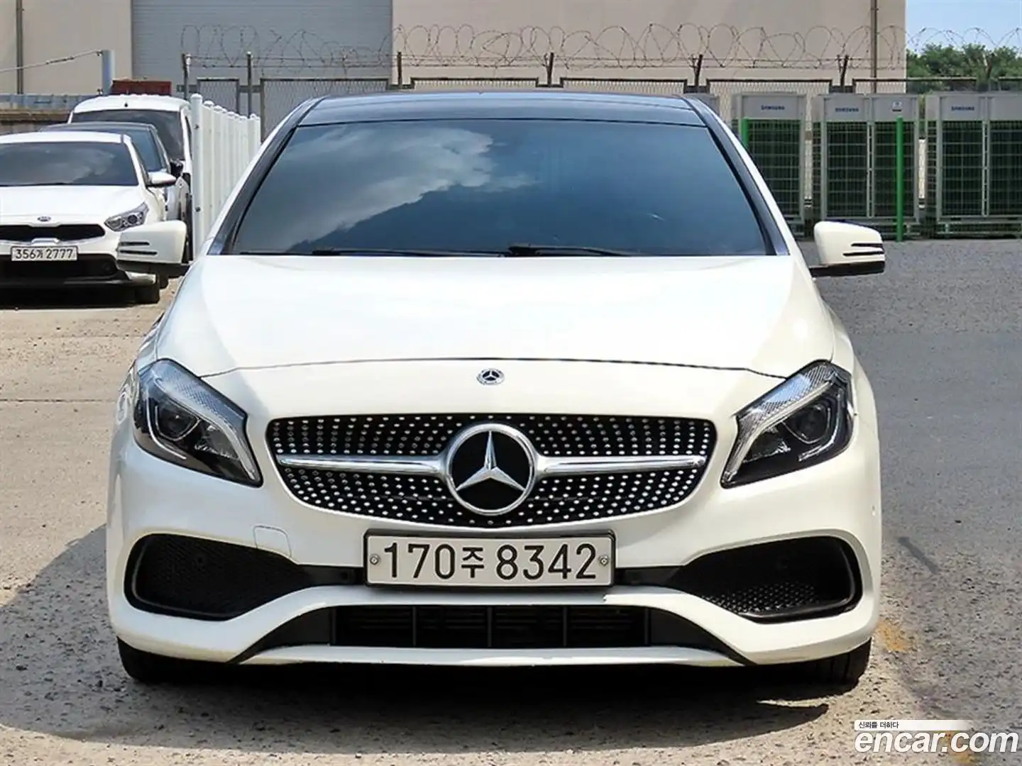 A-Class Mercedes-Benz 2017.7-OUTER-001