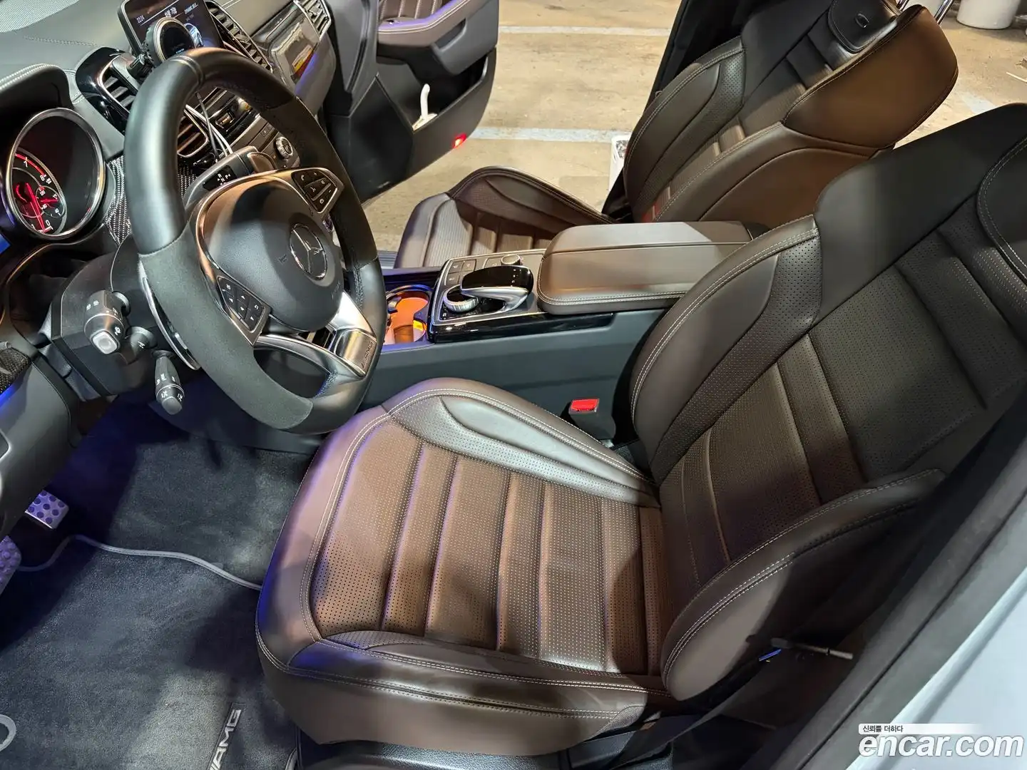 GLE-Class Mercedes-Benz 2019.11-OPTION-017