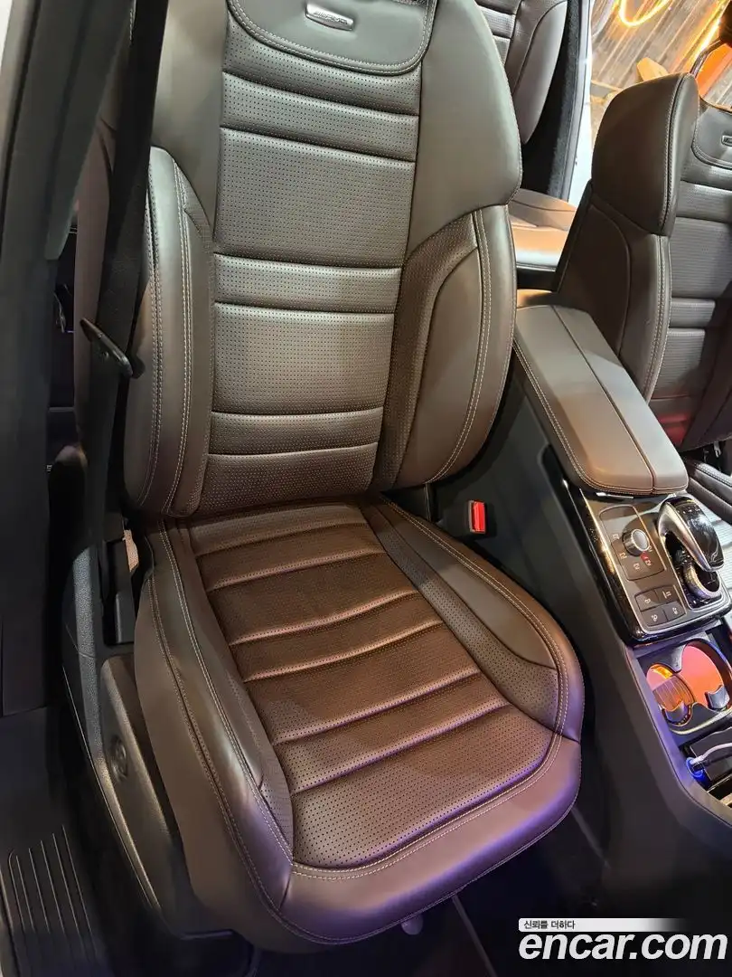 GLE-Class Mercedes-Benz 2019.11-OPTION-020