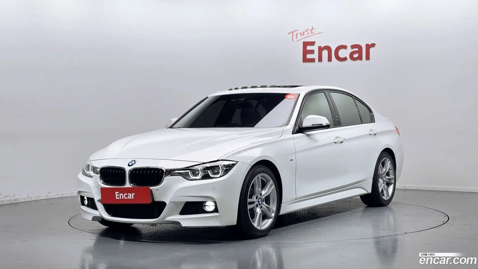 Main__Slider__Photo:3-Series BMW 2018.6-0