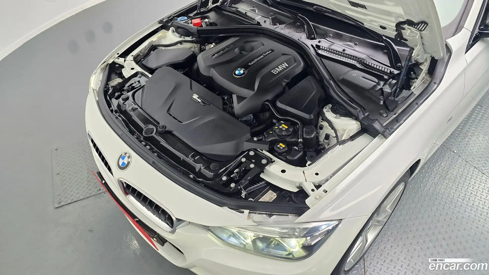 3-Series BMW 2018.6-OUTER-006