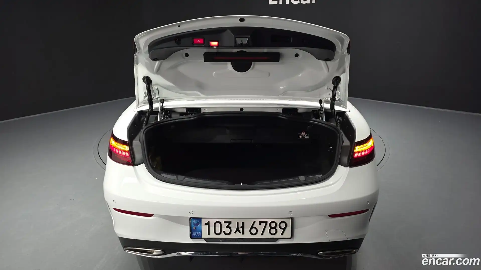 E-Class Mercedes-Benz 2022.3-OPTION-024