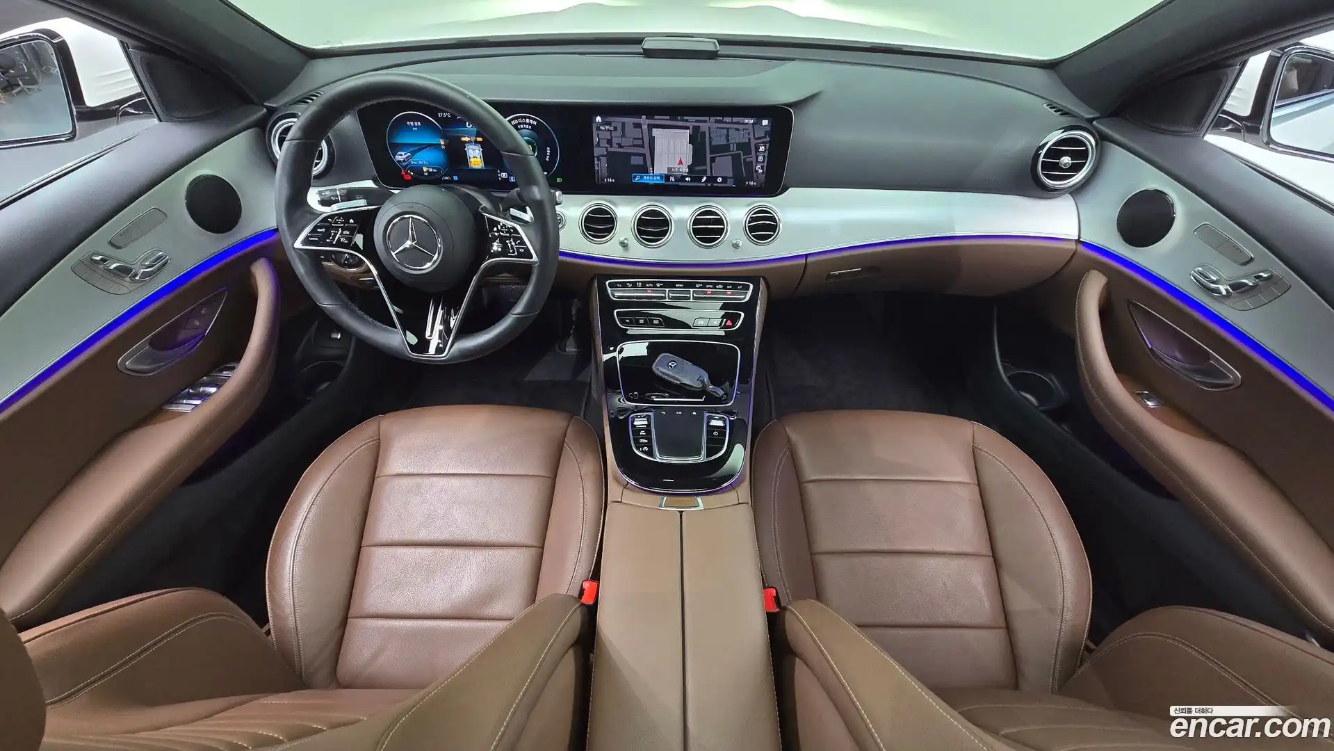 E-Class Mercedes-Benz 2021.7-INNER-007