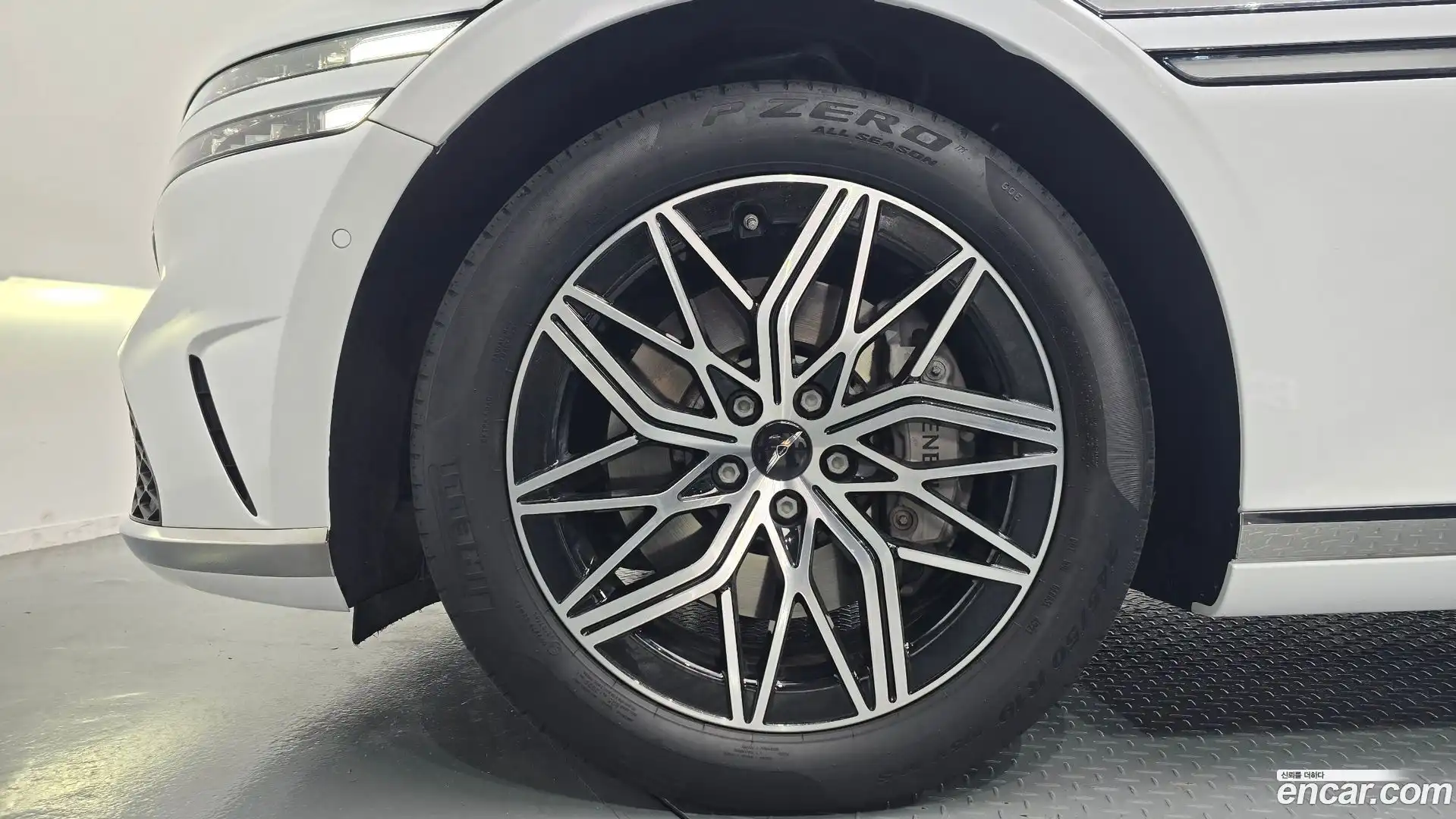 G90 Genesis 2022.8-OUTER-005