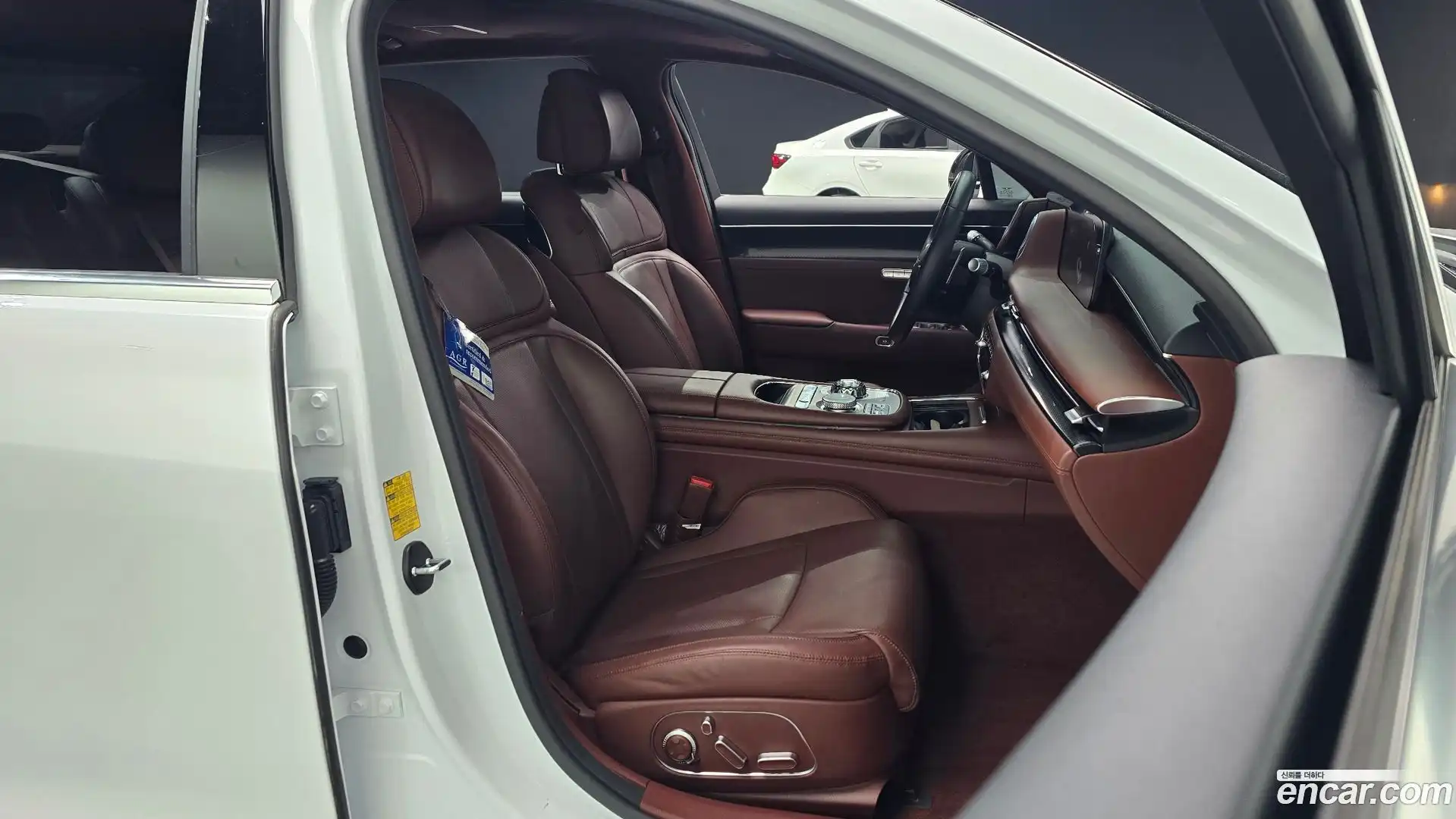 G90 Genesis 2022.8-INNER-010