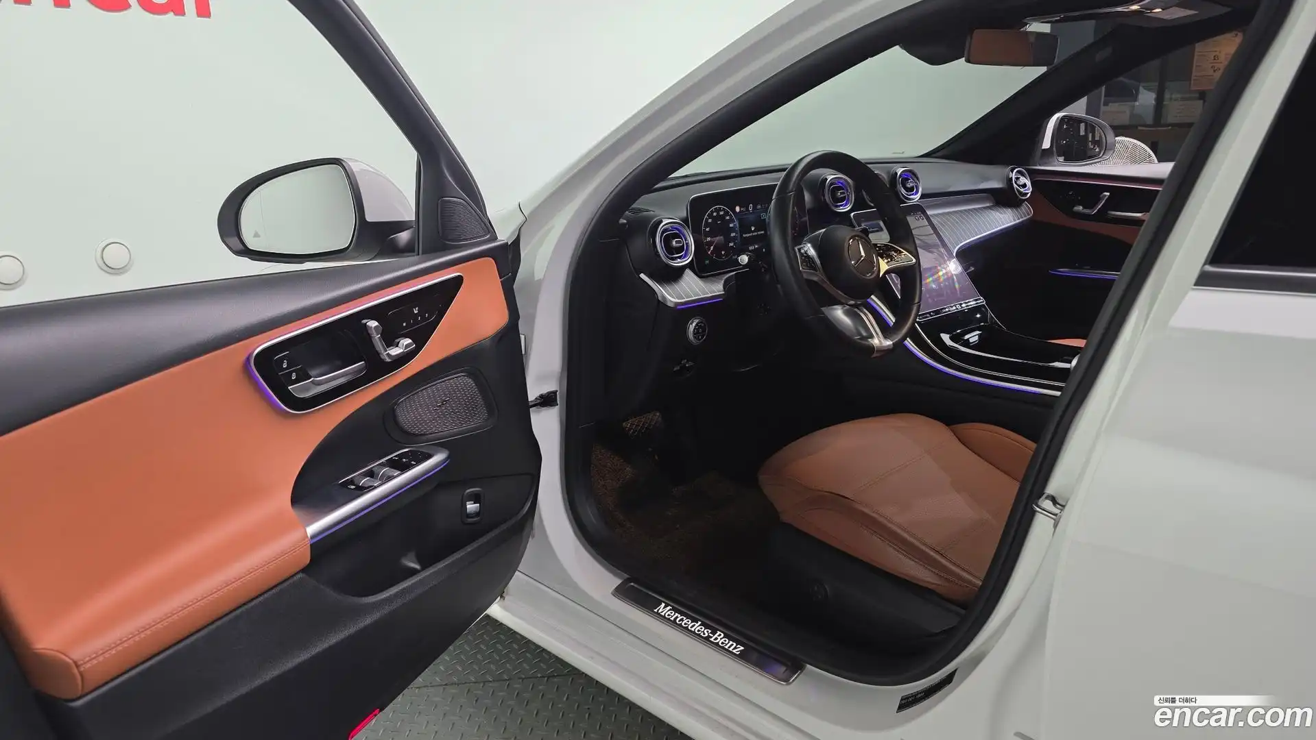 C-Class Mercedes-Benz 2022.10-INNER-010