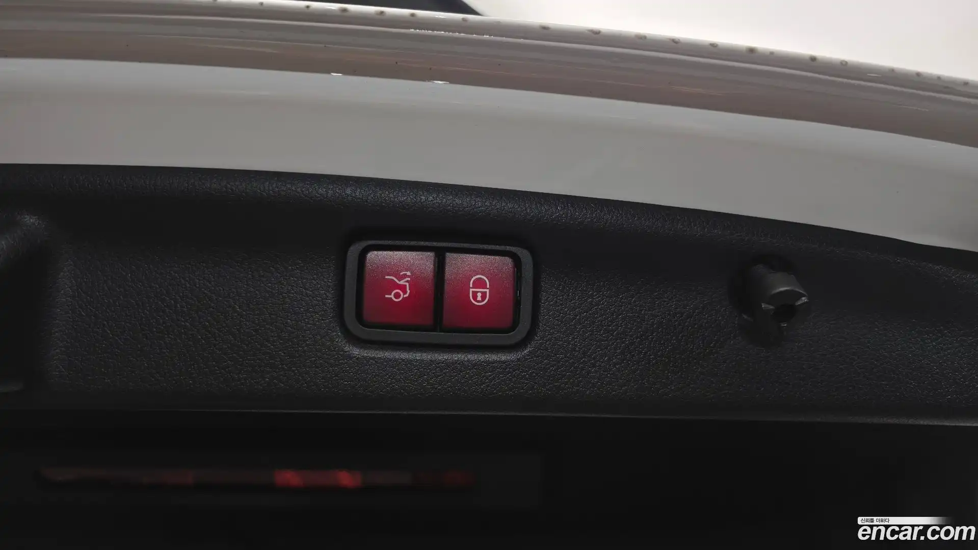 C-Class Mercedes-Benz 2022.10-OPTION-043