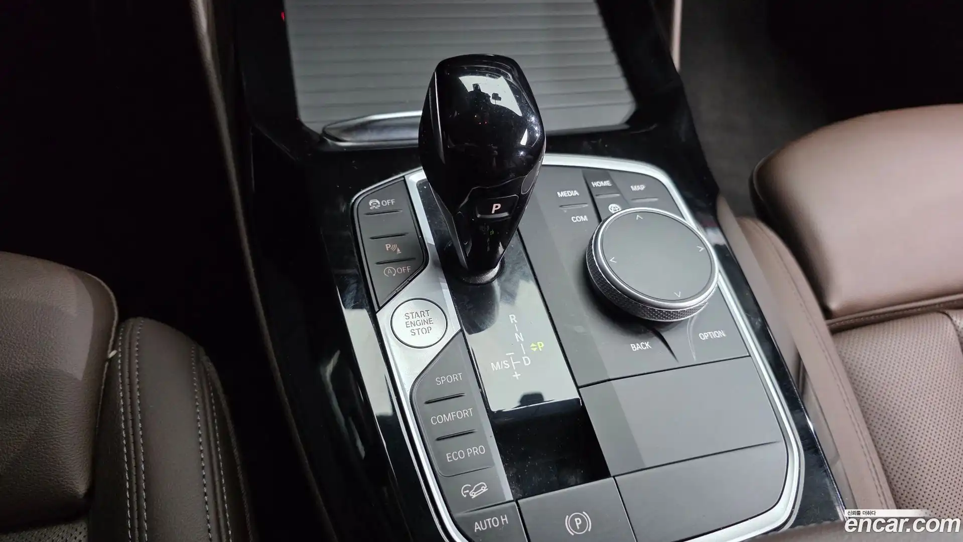 X4 BMW 2023.1-INNER-009