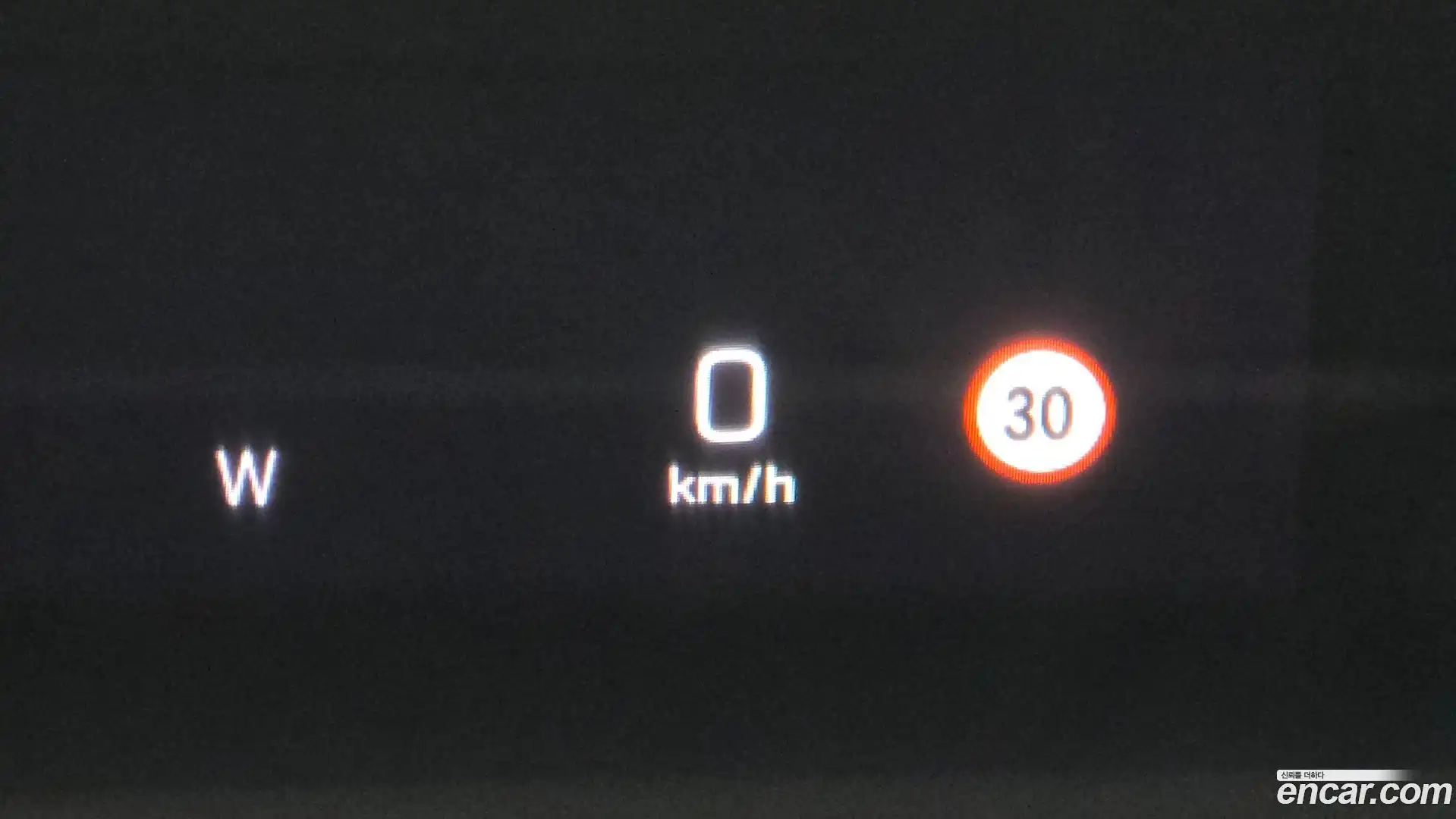 E-Class Mercedes-Benz 2018.6-OPTION-020