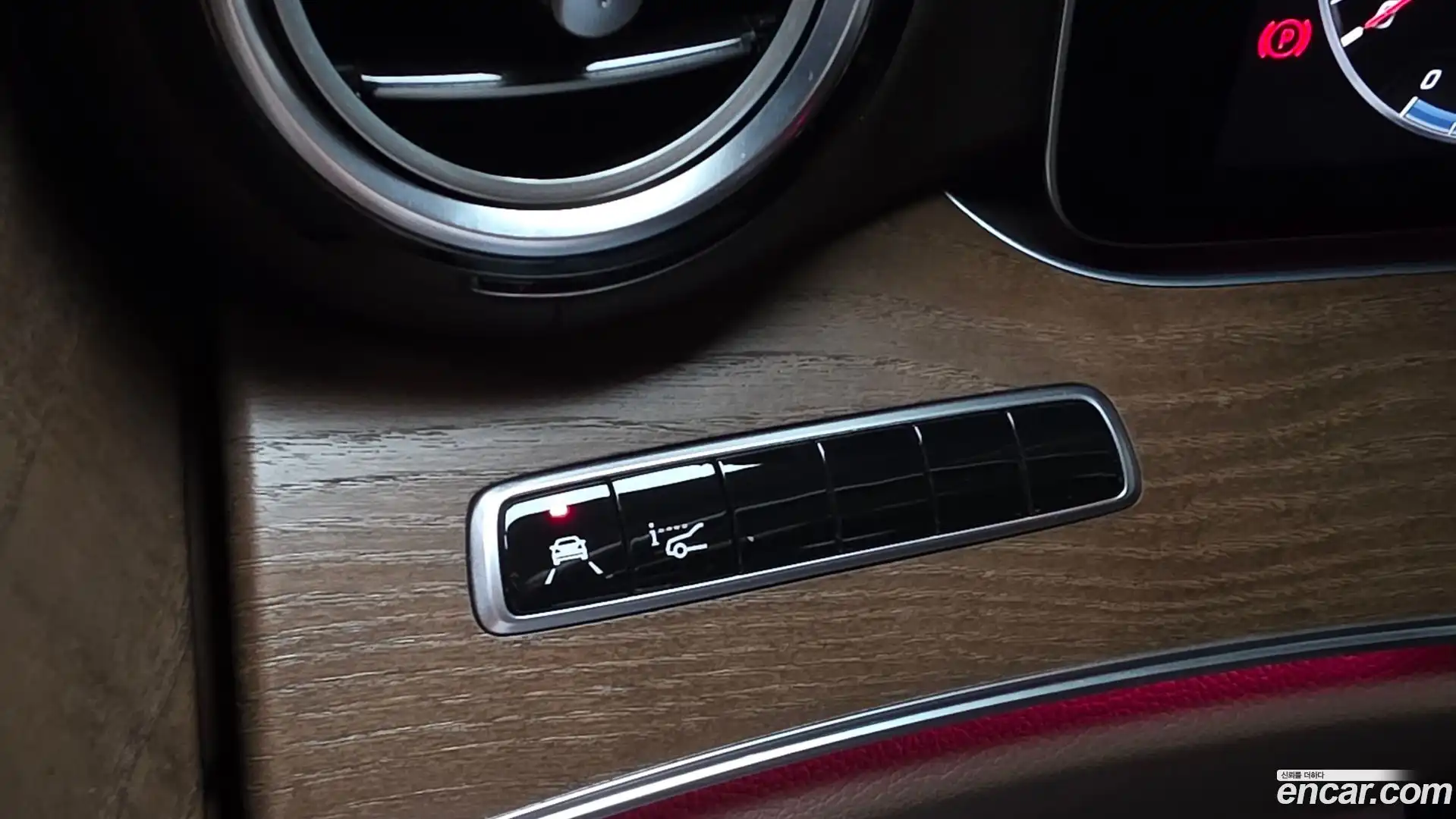 E-Class Mercedes-Benz 2018.6-OPTION-022