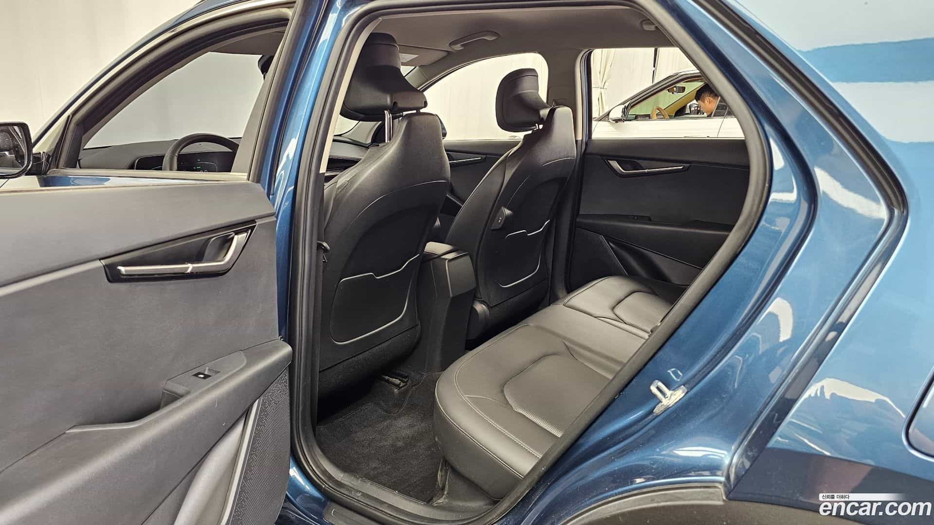 Niro Kia 2022.3-INNER-036