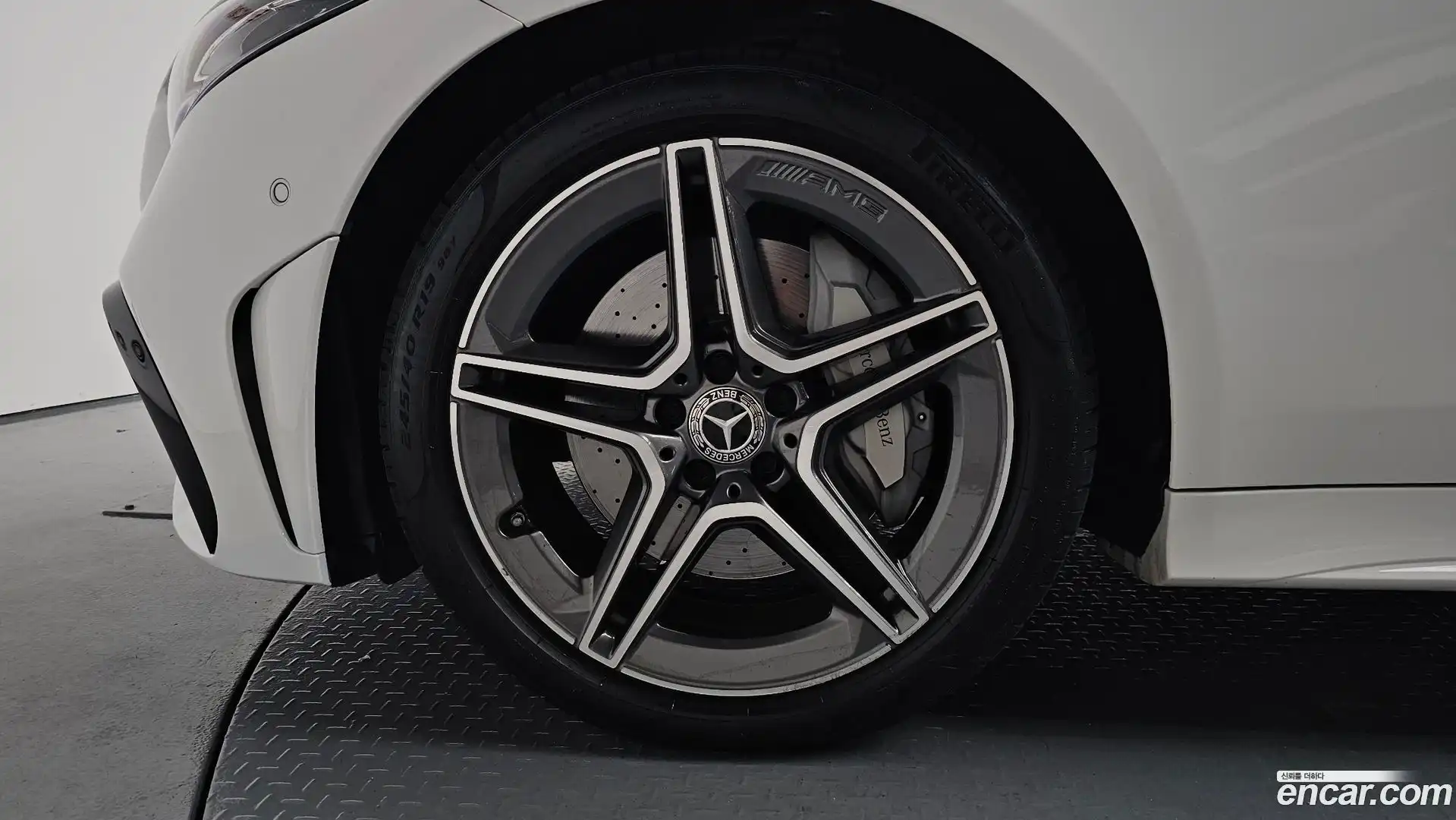 CLS-Class Mercedes-Benz 2022.2-OUTER-005