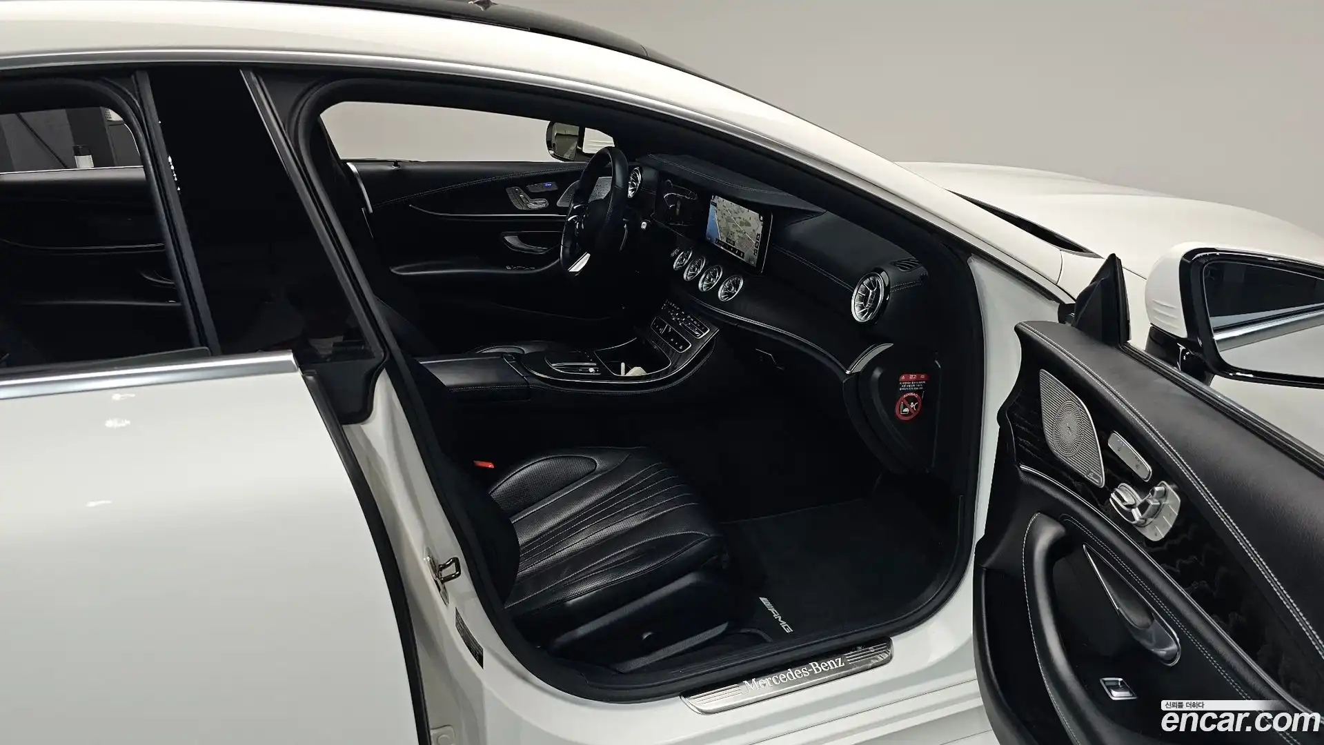 CLS-Class Mercedes-Benz 2022.2-OPTION-015