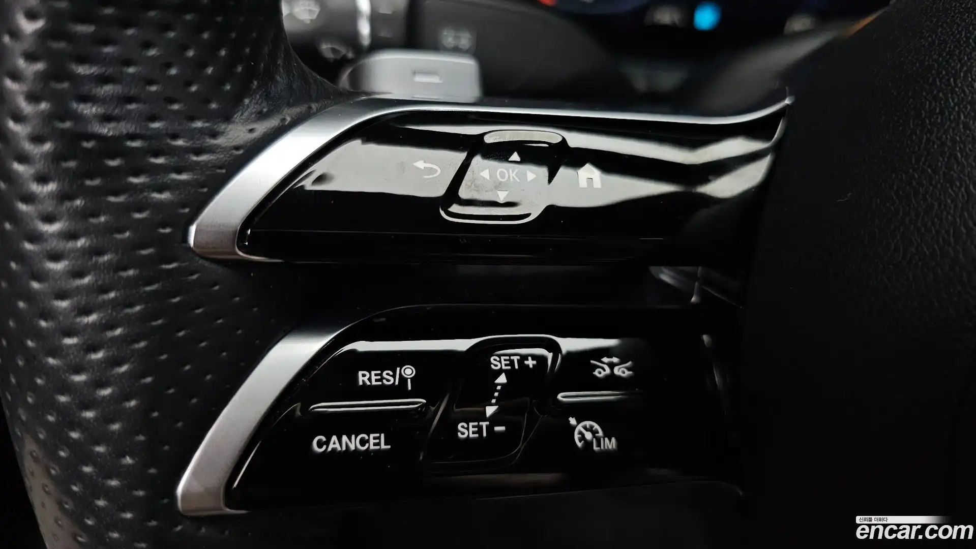 CLS-Class Mercedes-Benz 2022.2-OPTION-043