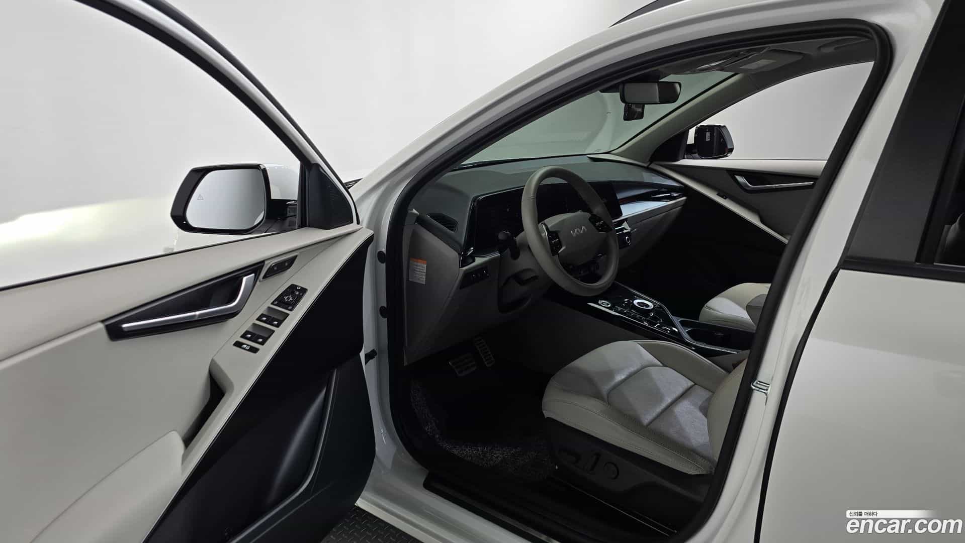 Niro Kia 2022.5-INNER-010