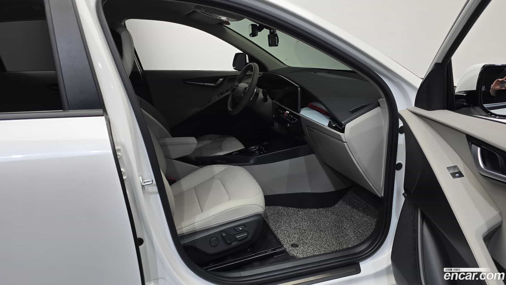 Niro Kia 2022.5-INNER-036