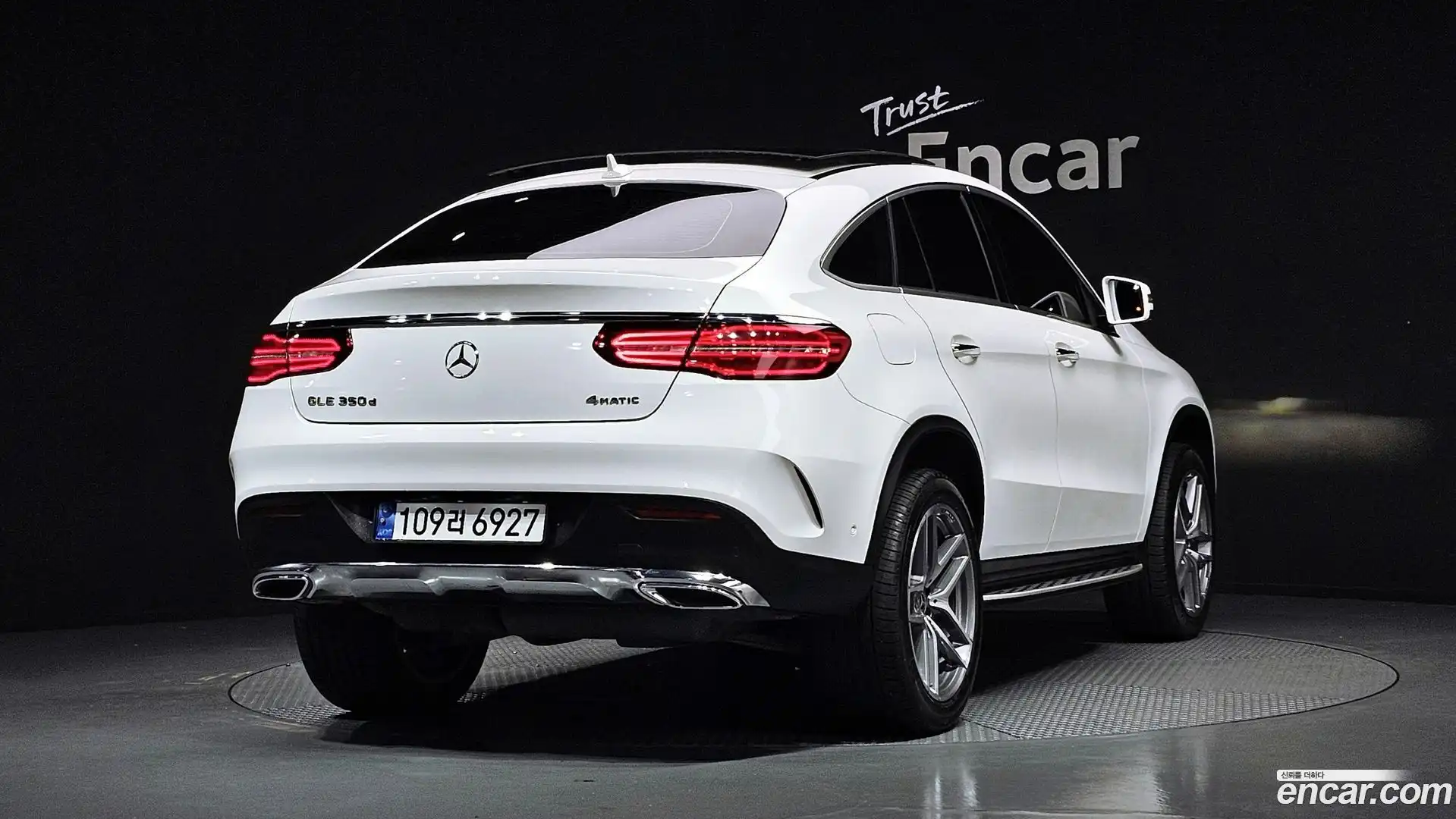 GLE-Class Mercedes-Benz 2018.5-OUTER-002