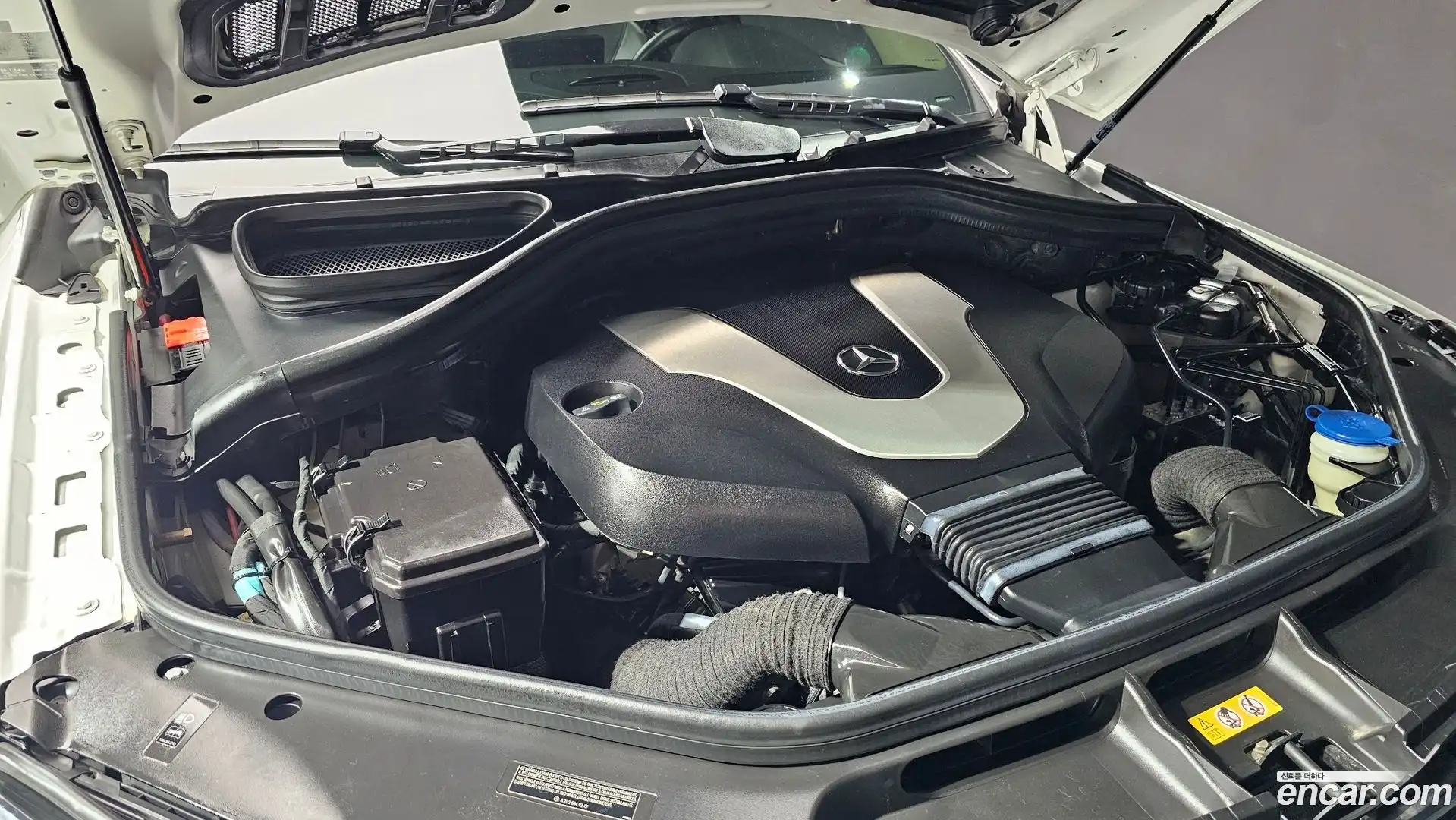 GLE-Class Mercedes-Benz 2018.5-OUTER-006