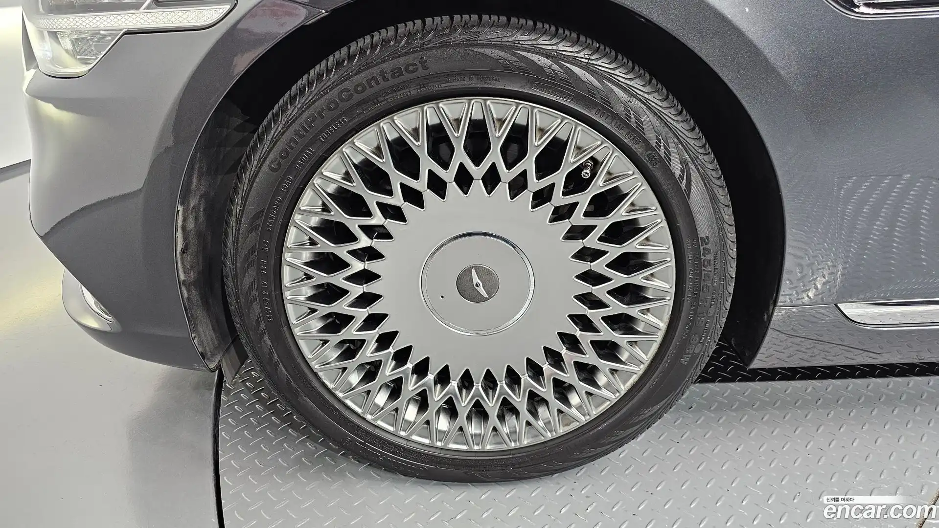 G90 Genesis 2019.5-OUTER-005