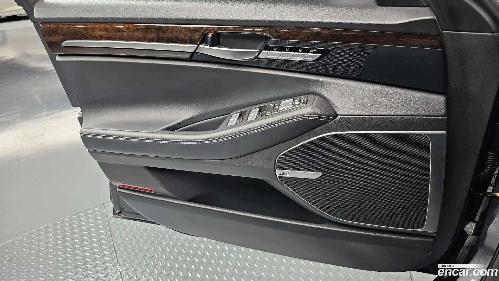 G90 Genesis 2019.5-INNER-034