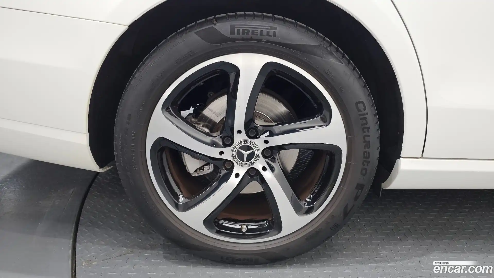 E-Class Mercedes-Benz 2020.5-OUTER-005