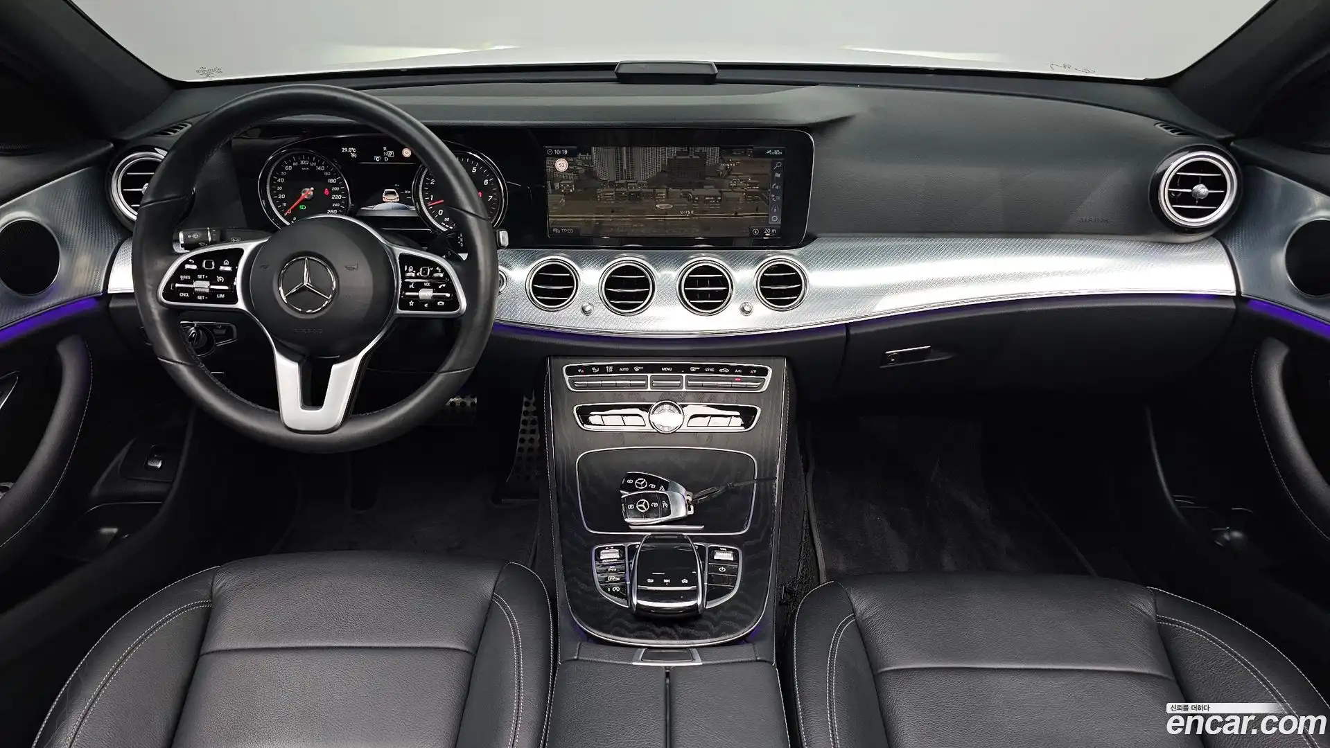 E-Class Mercedes-Benz 2020.5-INNER-007