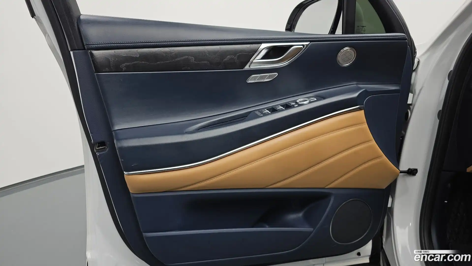 GV80 Genesis 2021.2-INNER-034