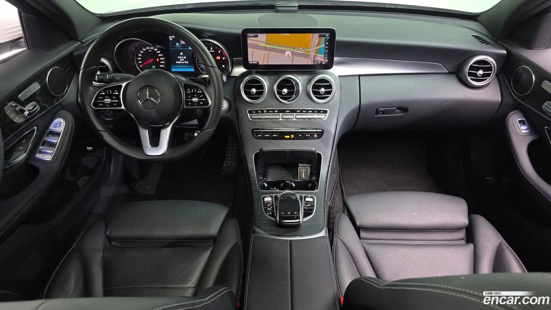C-Class Mercedes-Benz 2019.4-INNER-007