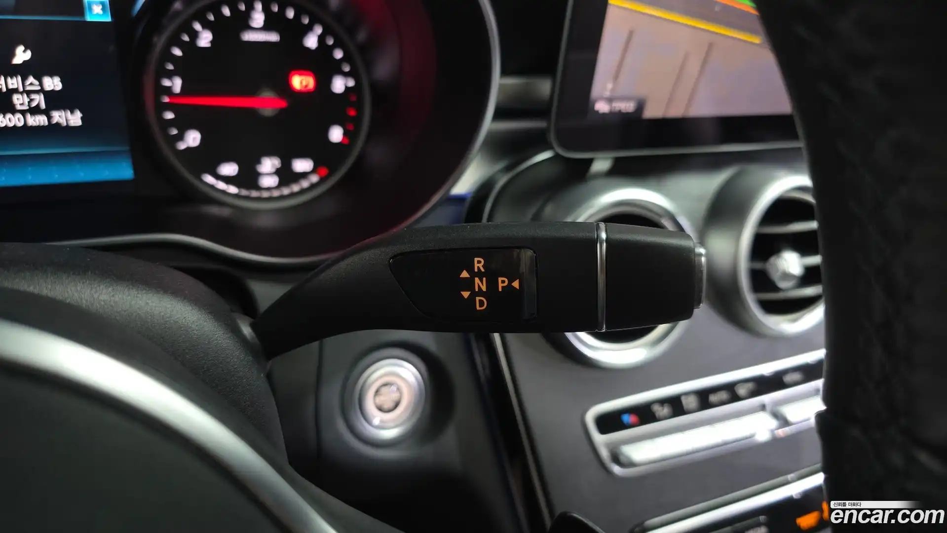 C-Class Mercedes-Benz 2019.4-INNER-009