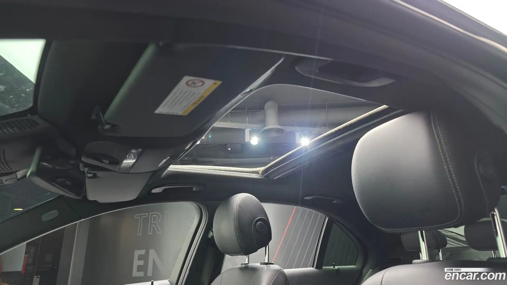 C-Class Mercedes-Benz 2019.4-OPTION-019