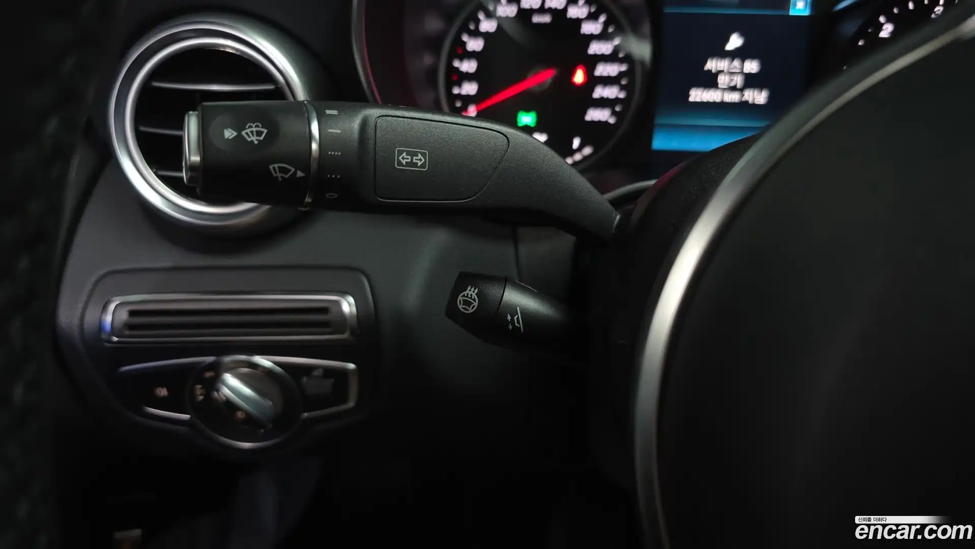 C-Class Mercedes-Benz 2019.4-OPTION-040