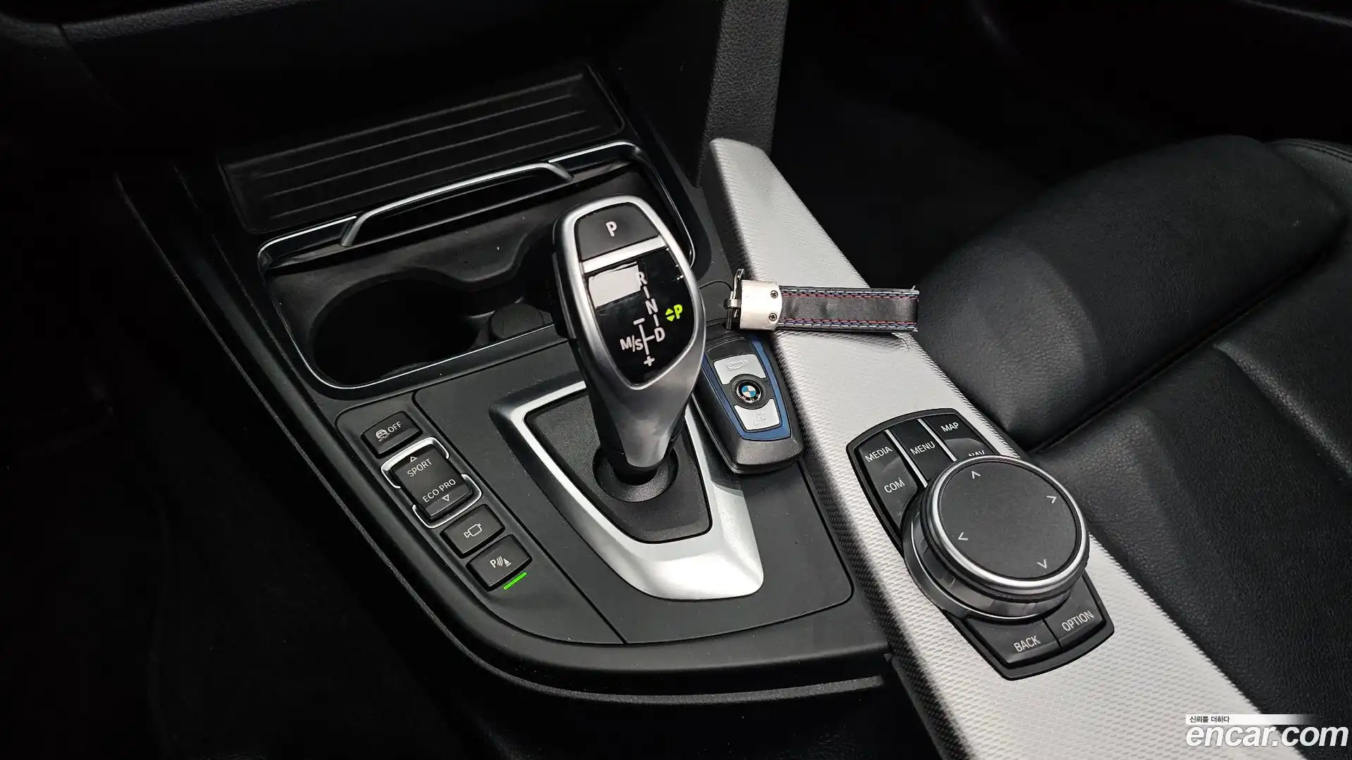 Gran Turismo BMW 2020.9-INNER-009