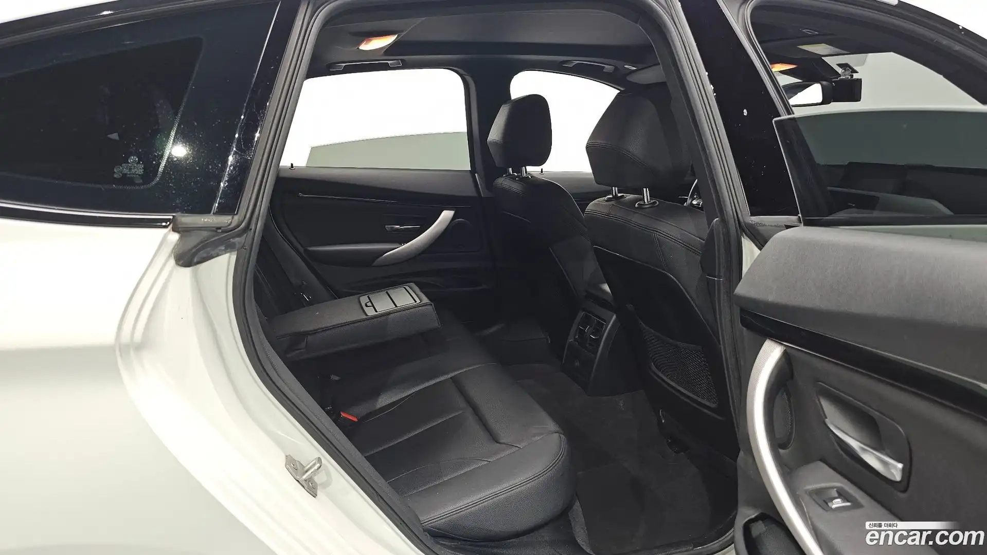 Gran Turismo BMW 2020.9-INNER-036