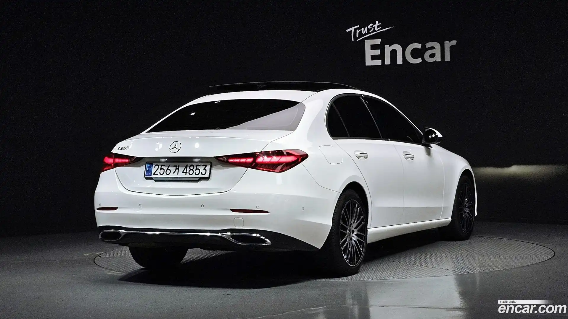 C-Class Mercedes-Benz 2024.7-OUTER-002