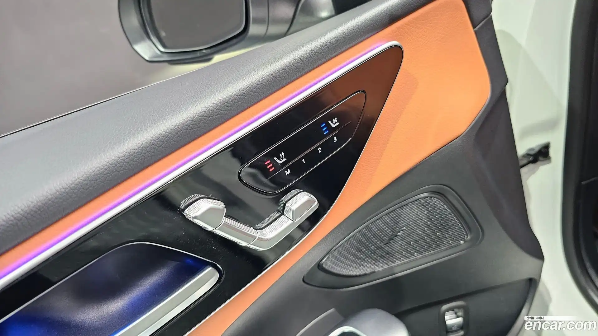 C-Class Mercedes-Benz 2024.7-OPTION-040