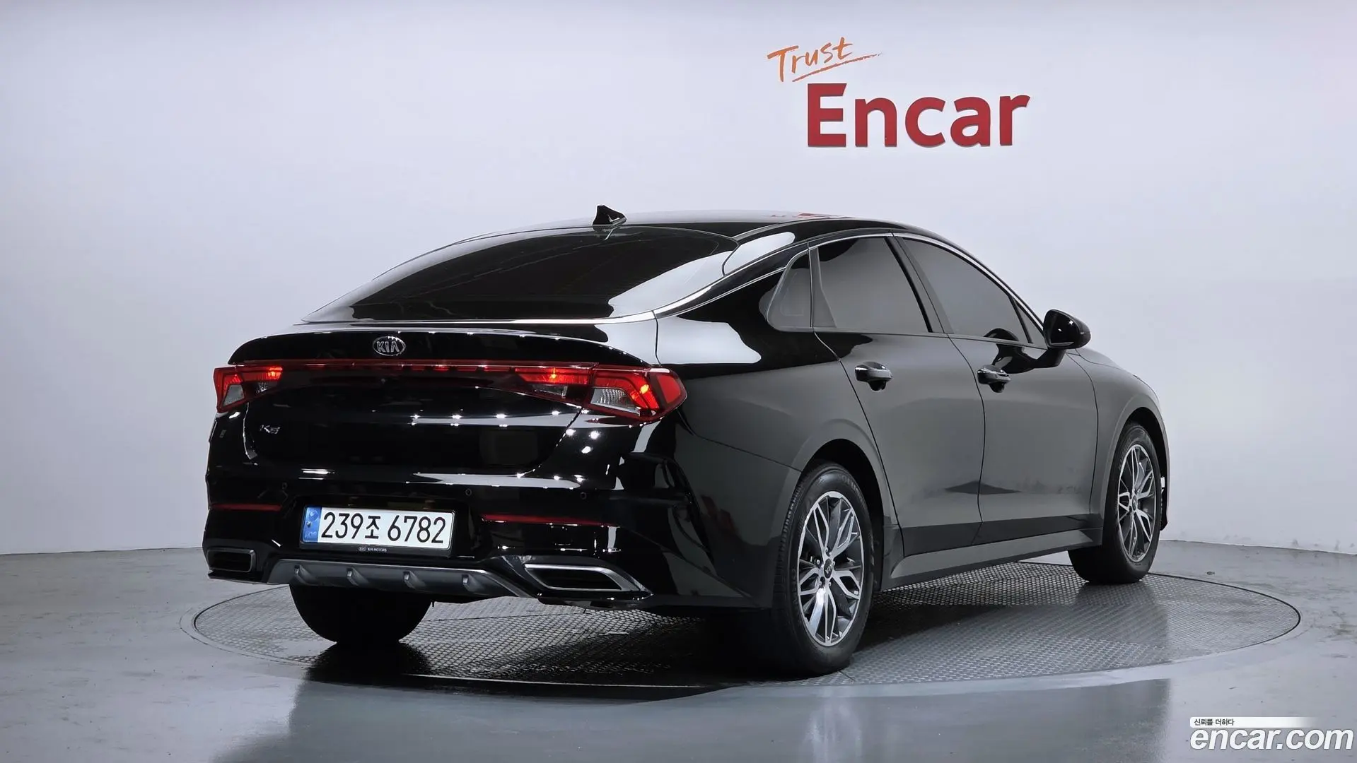 Main__Slider__Photo:K5 Kia 2020.10-1