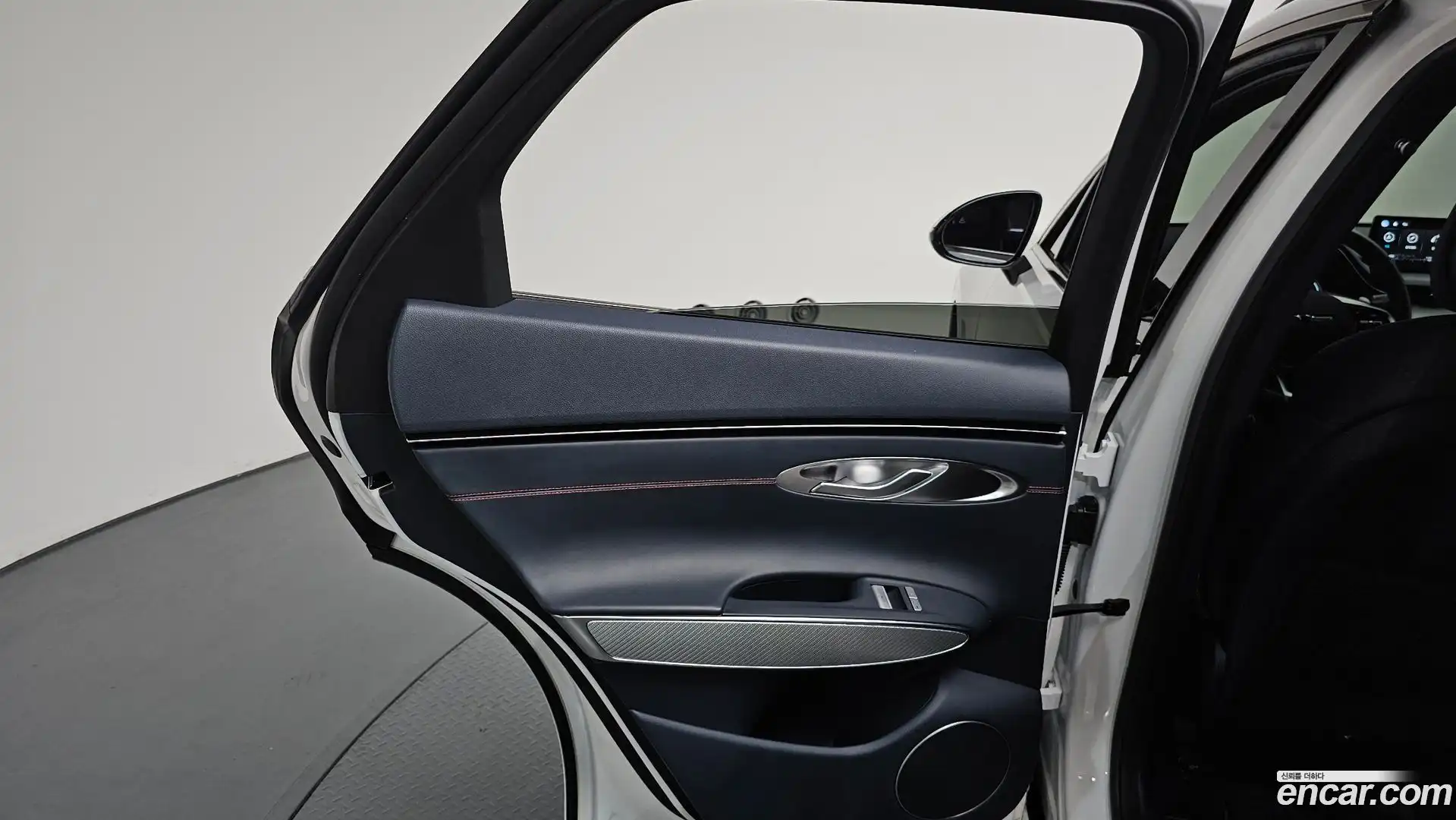 GV70 Genesis 2021.2-INNER-035
