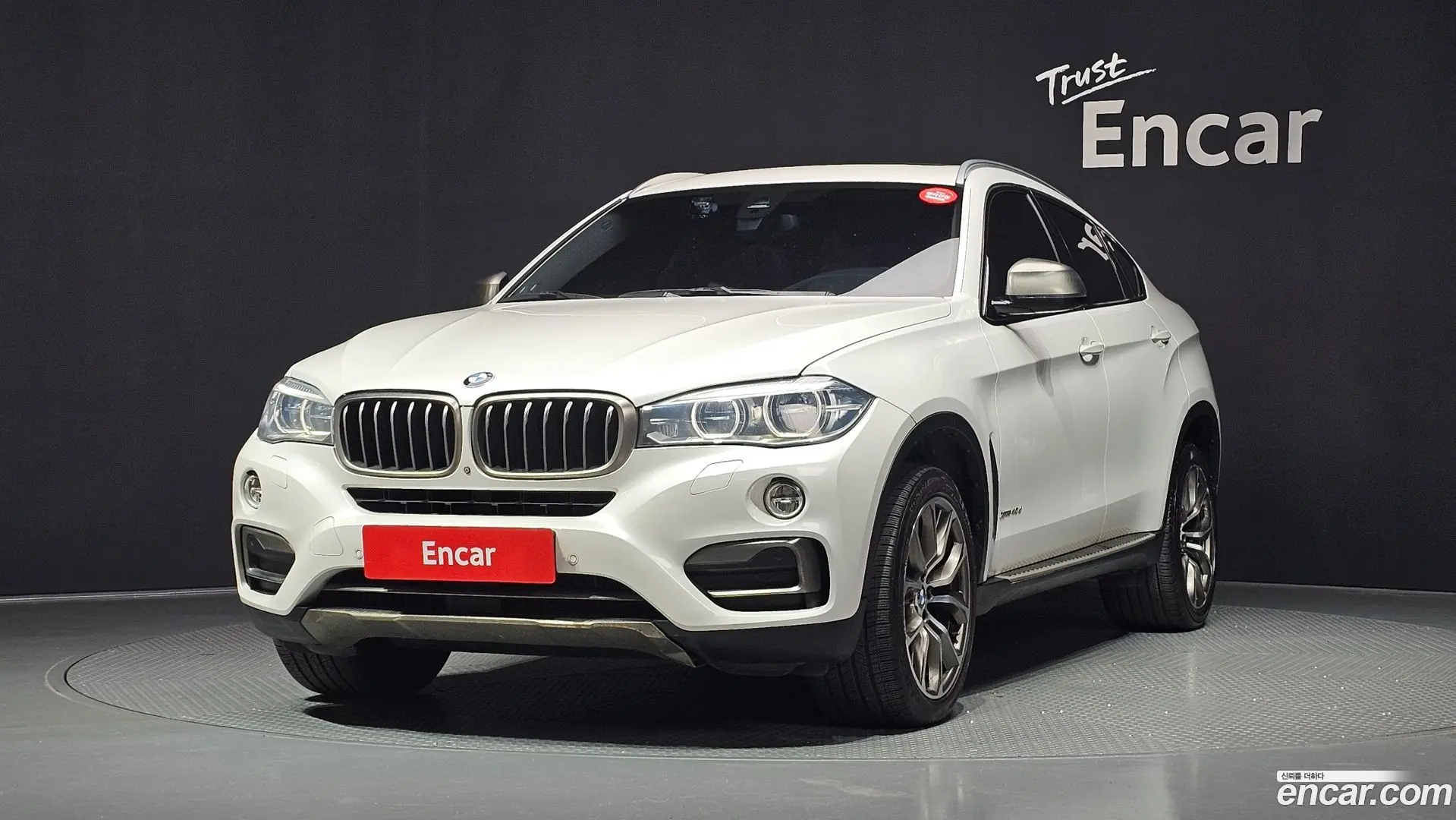 Main__Slider__Photo:X6 BMW 2016.2-0