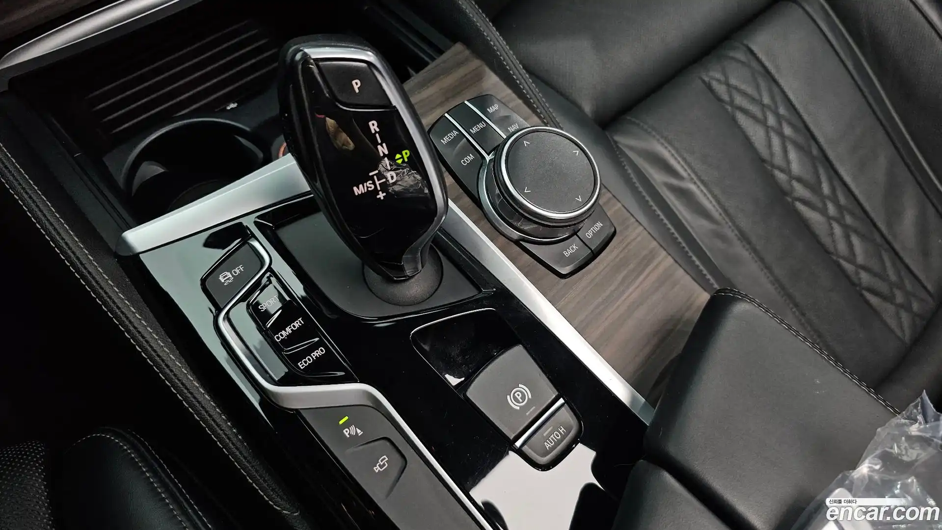 5-Series BMW 2017.3-INNER-009